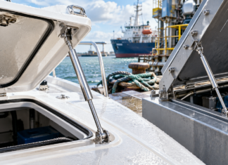 Industrial and Marine Gas Struts: Choosing Struts for Tough Environments Industrial and Marine Gas Struts